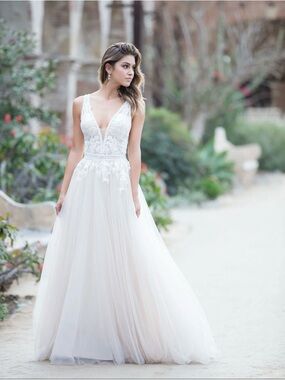 Allure Romance 3152